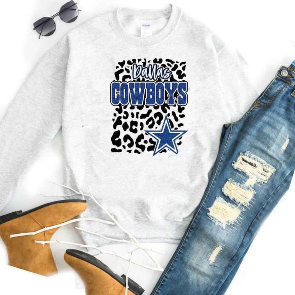 Dallas Cowboys Leopard Football Mom Graphic Fan Sweatshirt